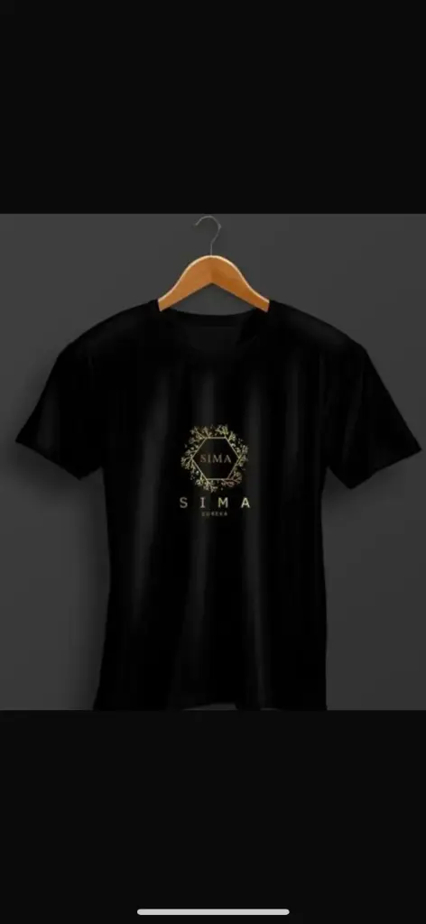 T-shirt مميزة