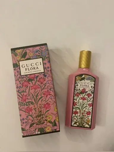 عطر قوتشي